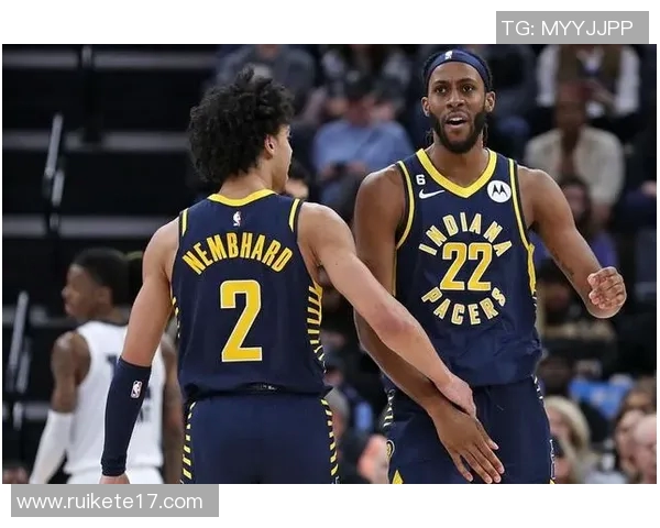 步行者力克灰熊，理查德森25分闪耀全场