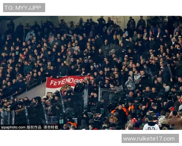 科隆主场失利，保级形势严峻，球迷呼吁支持力量